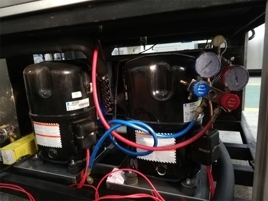 150L حجم ثابت نطاق درجة حرارة غرفة الرطوبة -40 ~ 150 ℃