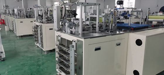آلة تصنيع القناع الطبي القابل للتصرف 10KW 80-100 قطعة / دقيقة